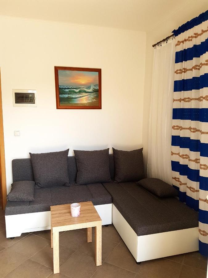 Apartments With A Parking Space Nin, Zadar - 13571 Exterior foto