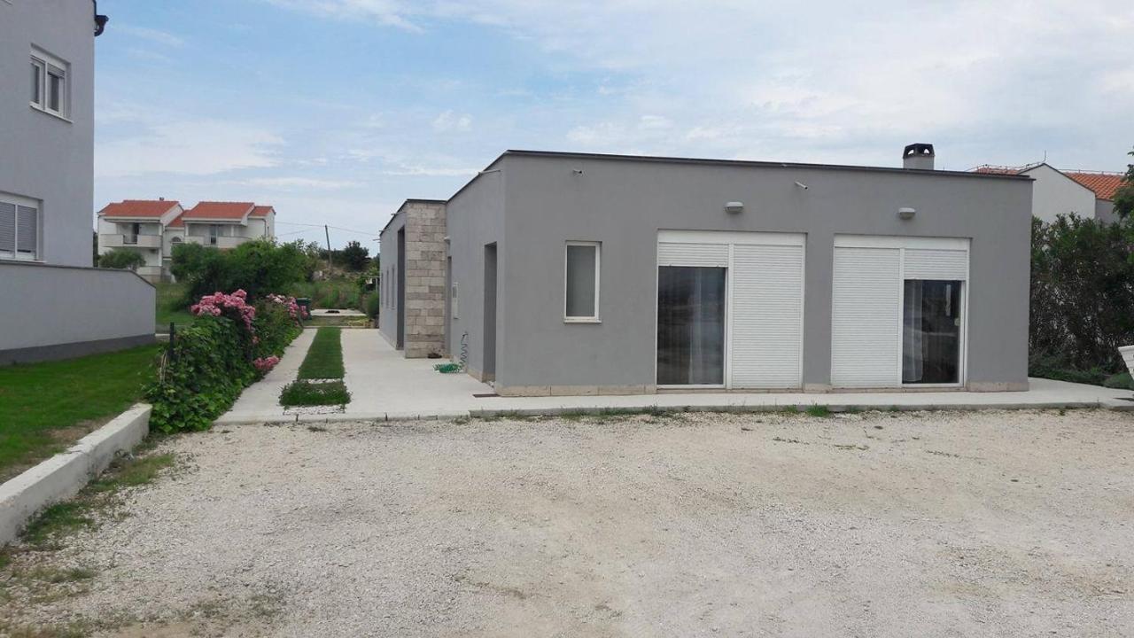Apartments With A Parking Space Nin, Zadar - 13571 Exterior foto