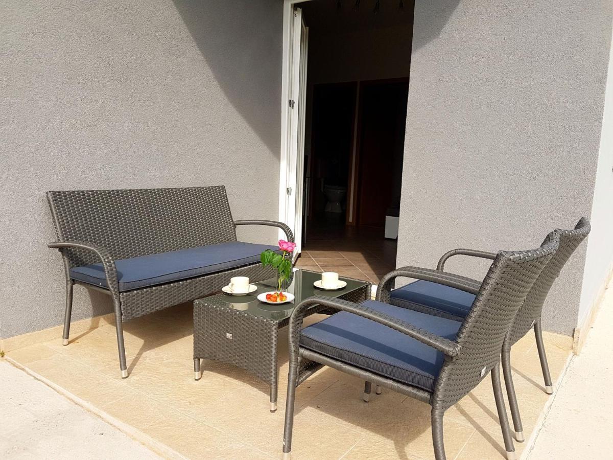 Apartments With A Parking Space Nin, Zadar - 13571 Exterior foto